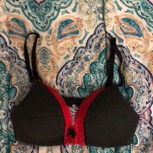 Victoria’s Secret bra size 32B